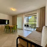 Apartman Prassitele *
