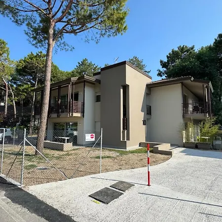 Apartman Prassitele *