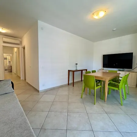 Prassitele Apartament